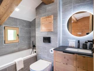 Chalet rénové 10 adultes, proche pistes et lac, Méribel Mottaret - FR-1-565-99 - Les Allues - 2