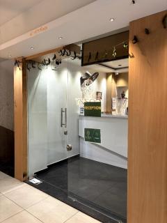 Hotel Cozzy Palace - Surat - 8