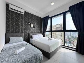 Urban suites 3BR 10pax - 9