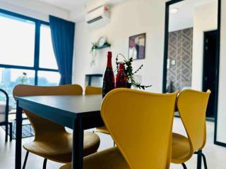 Urban suites 3BR 10pax - 8