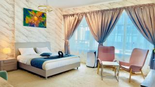 Best Place Holiday Home Free Parking - Ajman - 7