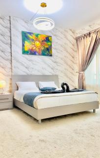 Best Place Holiday Home Free Parking - Ajman - 0