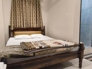 Saryu Home Stay - 0