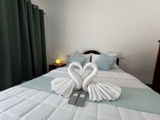 Sebastian Guest House - 4