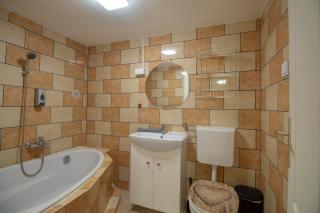 4 Room 2 Bathroom Super Central Large Home with AC - Budapeste - 3