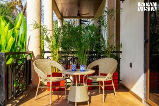 StayVista at Ever Falls - BBQ, Bonfire, Pool - 2