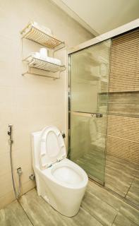 Elegant Apt with King Bed and City Horizon Views - Islamabad - 3