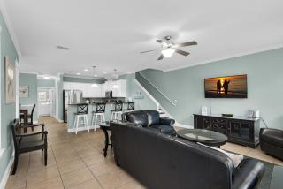 Emerald Destination - 4