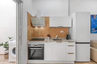 Urban Chic Oasis with AC, Private Pool and Wifi - Alicante - 2