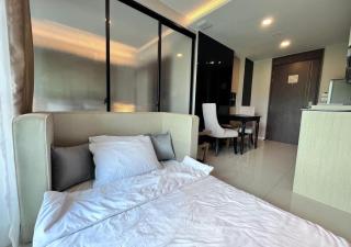 BnB Homes Modern Sea Breeze apartment with 6 Swimming Pools & Restaurants - Surin Beach - 2