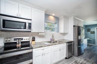 Waterfront Getaway with Heated Pool & Hot Tub - 7