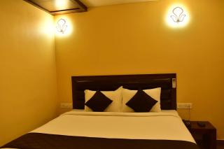 Hotel Aoscar - - 0
