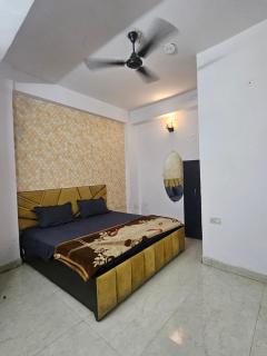 Hotel Vamika Abode - Nova Deli - 7