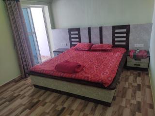 Kumar's Room - 7