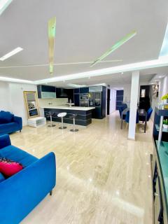 Beautiful equipped family home - - 0