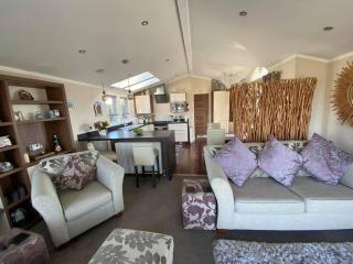 Coogee Heights Lodge - New Quay - Llanllwchaiarn - 4