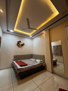 Swastik Home stay - Ujjain - 4