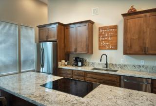 Spring Meadow Retreat - 4