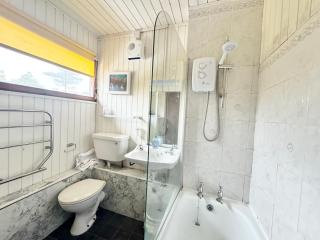 Equinox Cabin - Torlundy - 1