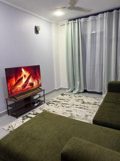 Genesis Charm Elegant 1 Bed Apartment with Modern Amenities - Dar es Salaam - 7