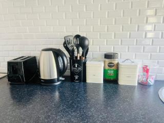 Charm Nest - Uncapped Wi-fi & Self Check-in - Le Cap - 1