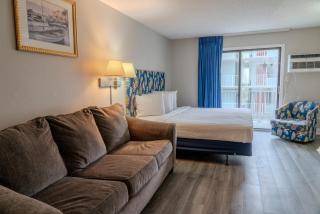 Recently Updated Oceanview King Suite! Sea Mist 50504! Sleeps 4! - Myrtle Beach - 5