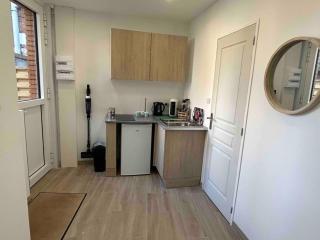 Studio calme et chaleureux pour une pause idéale - 7