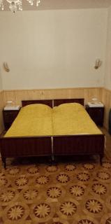 yellow house - Kutaisi - 0