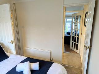 Theatre Severn Town House, Parking & Quarry Views - 4