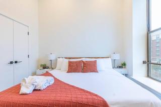 1BR Stylish Apt, FREEParking, Near NYC & Airport - 3