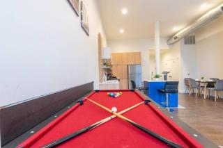1BR Stylish Apt, FREEParking, Near NYC & Airport - 2