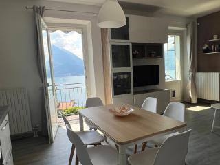 SUNSET HOUSe AIR CON Large Balcony, Unbeatable view and Peace - Perledo - 4