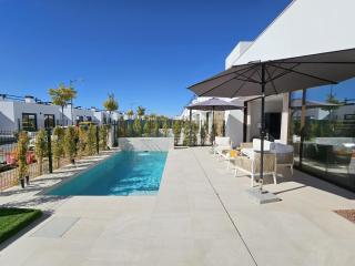 Villa Piscina Privada Santa Rosalia lake & Resort Lavanda - 3