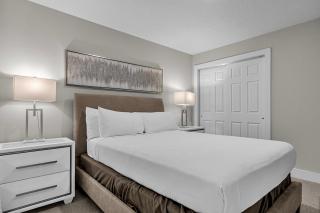 3 Bedroom Family Friendly Condo at WorldQuest near Disney 2724 - Orlando - 1