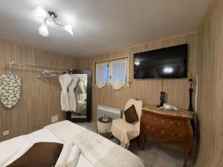 Chambres d'hôtes salles de bain intégrée et entrée privée , parking gratuit - Sarlat-la-Canéda - 3