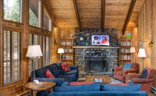 Tyler's Timber Lodge - 3