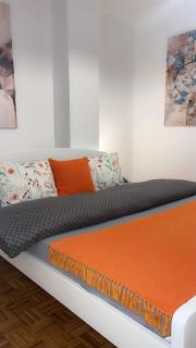 NEW BELGRADE Lovely three bedroom apartment - 9