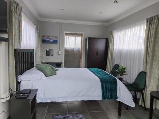 Lunford Garden Cottage - 1