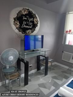 Azure Staycation by Jen & Jes - Manila - 1
