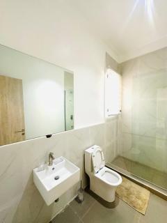 Joy luxury Apartments - Ilado - 9