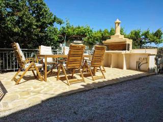 Restored traditional stone House-Magazi - Sirílion - 9