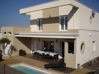 Heated pool, indoor spa, 5bedroom, 10pl, near Cap d'Agde, Mediterranean - Agde - 2