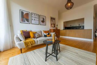 Modern City Apartment Funchal - 9