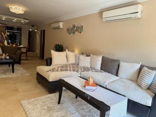 ASHRI Super Deluxe Apartment in Nasr City, Spacious and Central - 1