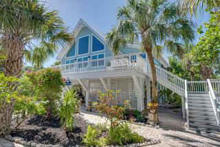 Silverseas Cottage, Pool, 2 Carts, Steps to Beach - Captiva - 9