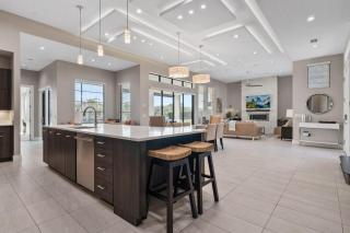 LE640X Liberty Brisa - 4