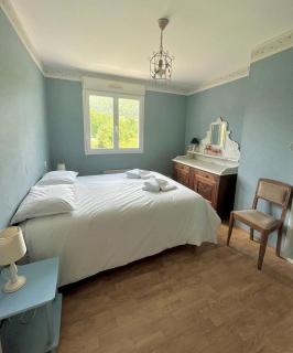 Maison agréable et lumineuse, jardin vue nature, Nant Aveyron - 2