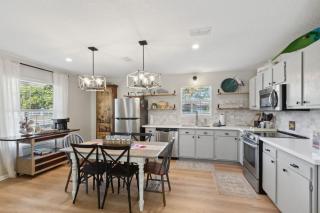 Dog and Golf Cart friendly Near Downtown Centre St - Fernandina Beach - 8