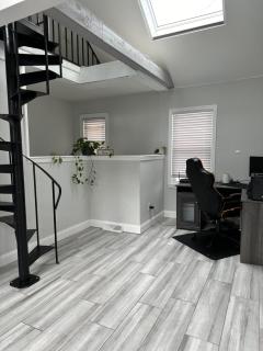 Stylish Boston 2nd floor unit, You are going to love it! - Boston - 5