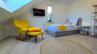HAPPY HOMES YELLOW - Up to 8 - Küche - W-LAN - Netflix - Honig - Badewanne - Nidda - 7